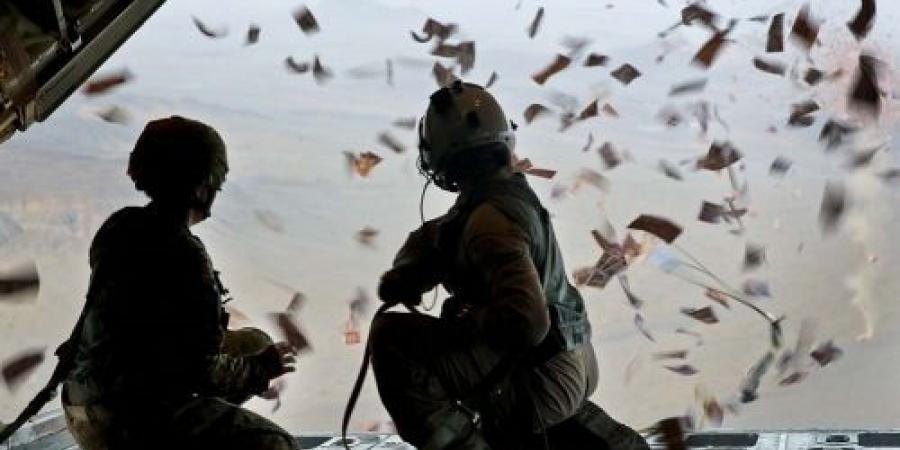 القاء آلاف المنشورات على 4 مناطق غربي العراق