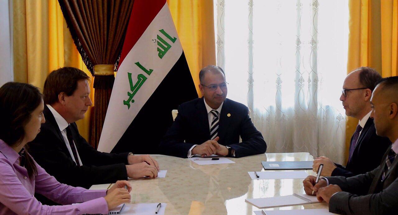 بالفيديو.. الجبوري يبحث مع سفيري الولايات المتحدة وبريطانيا ملف استفتاء كردستان