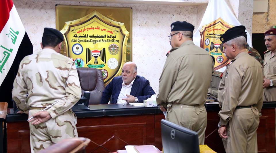العبادي يعتبر الانتصار السريع في عكاشات رداً على جريمة ذي قار ويؤكد: قتلنا المئات من داعش
