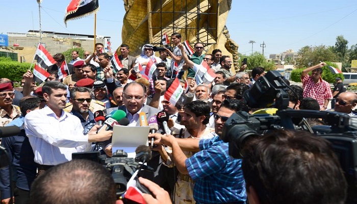 صحافيو كربلاء يقفون صفا واحدا مع الجيش لتحرير الموصل من براثن داعش ويستجيبون لدعوة المرجعية باعلانها الجهاد الكفائي(مصور)