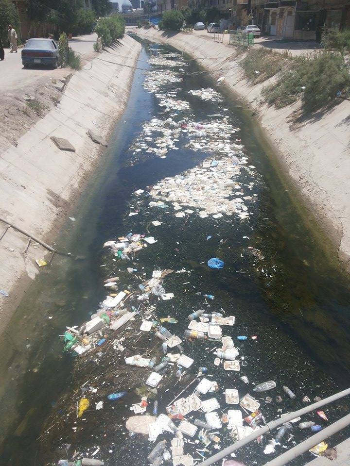 بالصور: مصادر شرب المياه في كربلاء من مياه راكدة وروائح كريهة