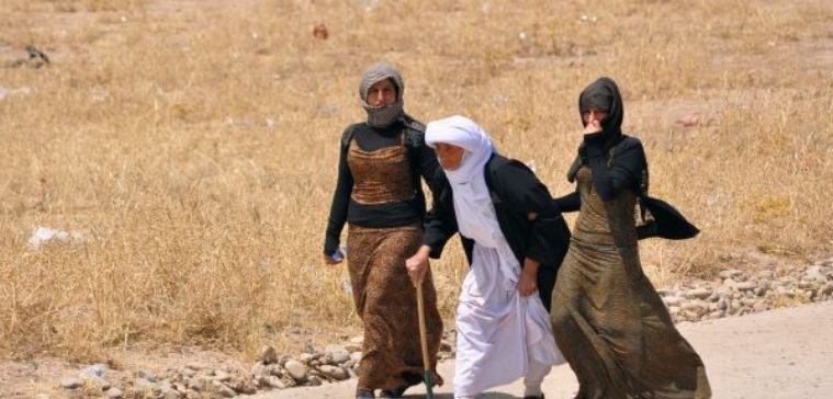 تقرير بريطاني: برزاني وراء ابادة الايزيديين وسلّم النساء مقابل كركوك