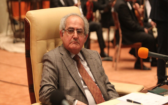 وفاة السياسي ووزير التخطيط السابق مهدي الحافظ عن 74 عاما