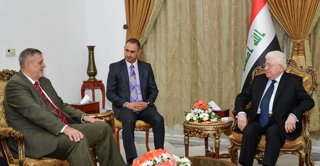 الرئيس معصوم يدعو الى الحوار والسبل السلمية لحل ازمة الاستفتاء