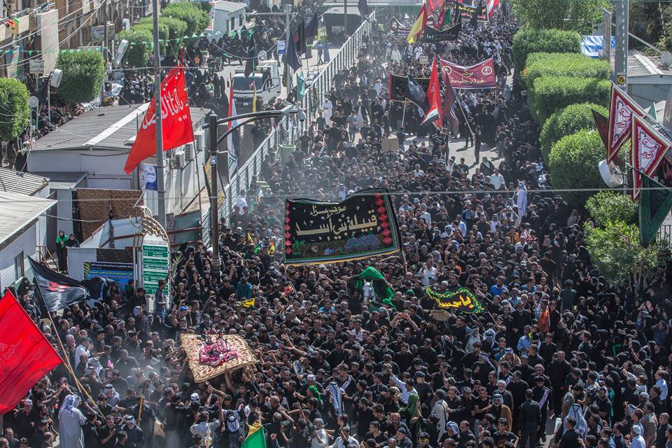 بالصور:القبائل العراقية تحيي ذكرى مراسيم دفن الإمام الحسين وأهل بيته (عليهم السلام)