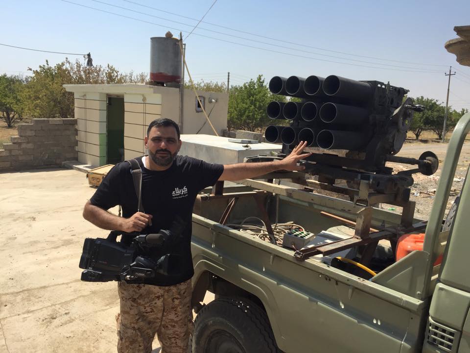 بالصور:لواء علي الاكبر يعثر على صواريخ ويحرق عجلات للعدو بداخلها قيادي داعشي