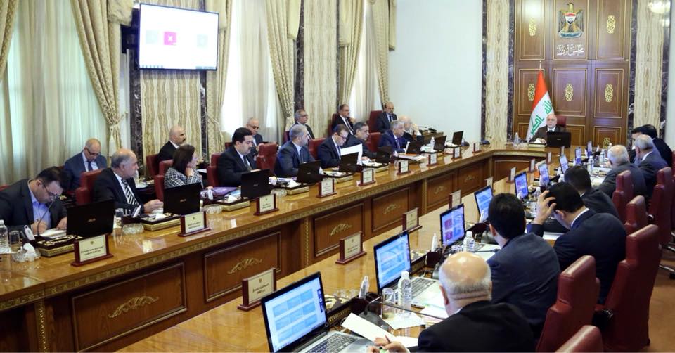 الحكومة تضاعف تخصيصات الطوارئ وتوجه بـ"انصاف" القطاع الصناعي الخاص