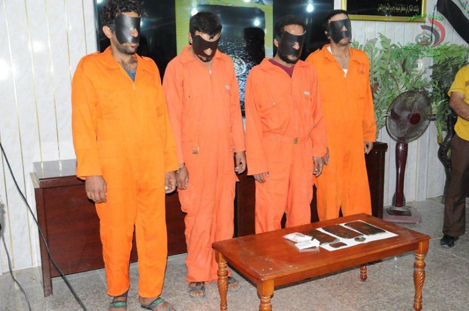 القبض على (4) متهمين بحيازتهم اقراص مخدرة