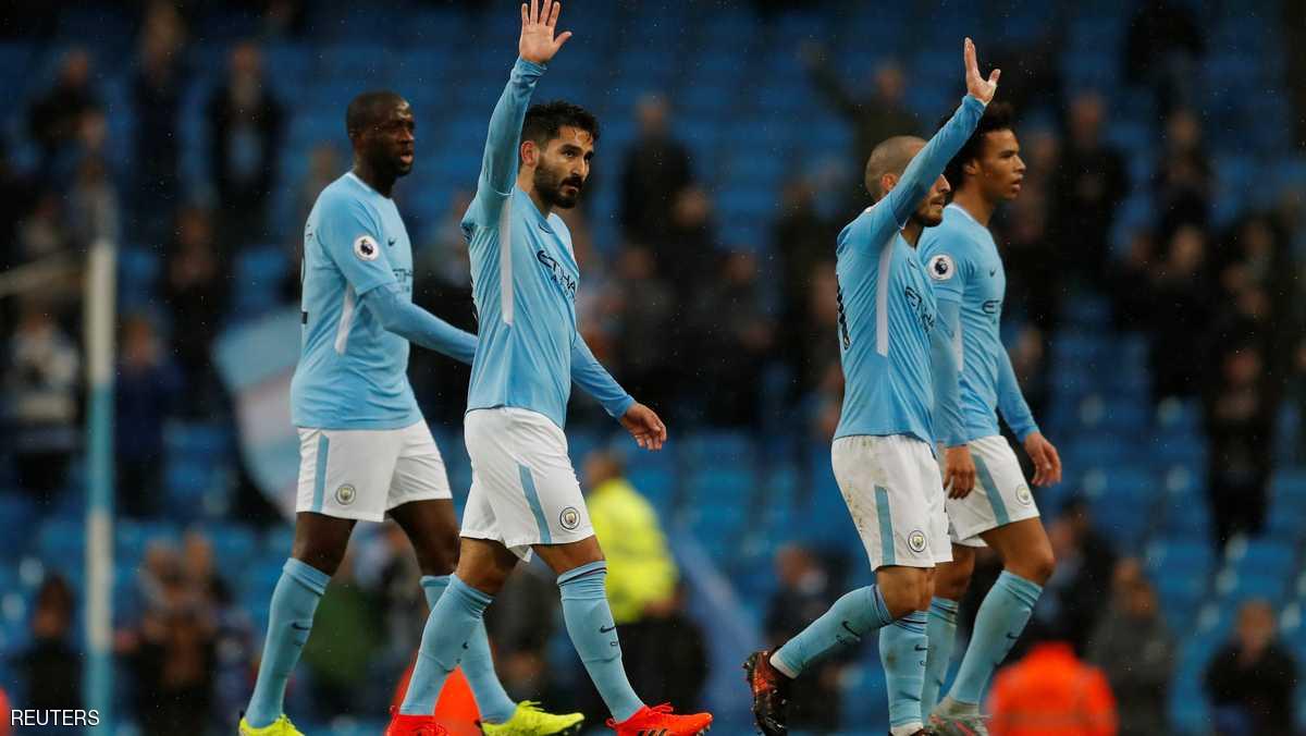 بالفيديو.. مانشستر سيتي يعزز صدارته مستغلا الخسارة الأولى ليونايتد