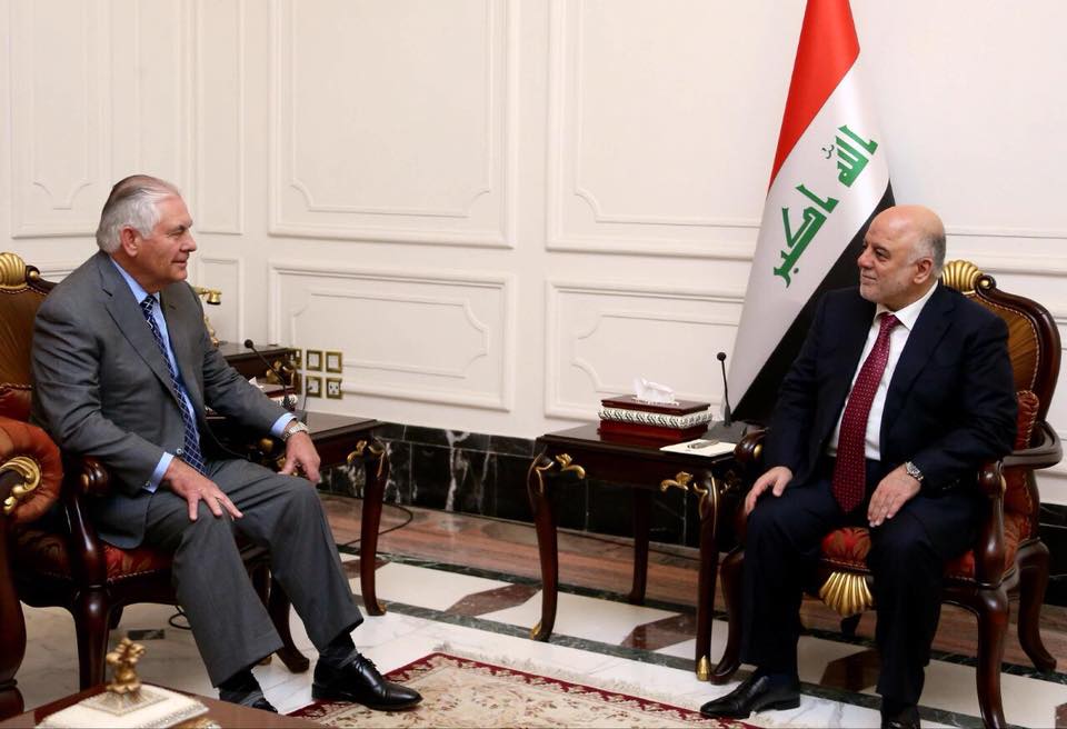 العبادي لتيلرسون: الحشد الشعبي املاً للبلد والمنطقة وعلينا "تشجيعهم"