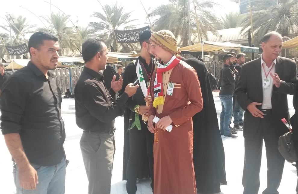 وفد (رحلة وطن) يصل كربلاء ويرد على التحدي الداعشي الذي راهن على تمزيق الوطن (مصور)