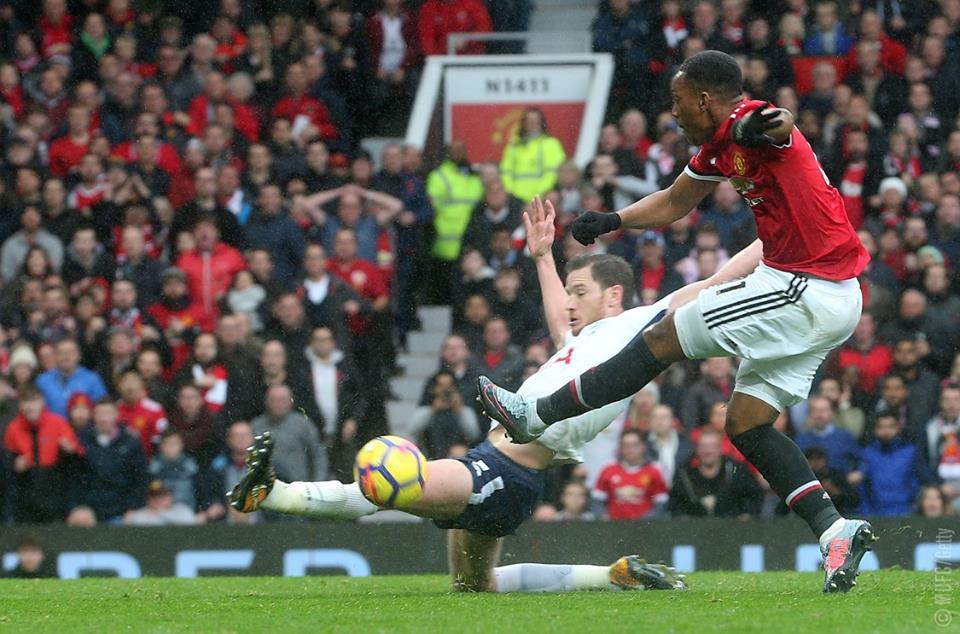 بالفيديو.. مانشستر يونايتد يخطف 3 نقاط غالية من توتنهام