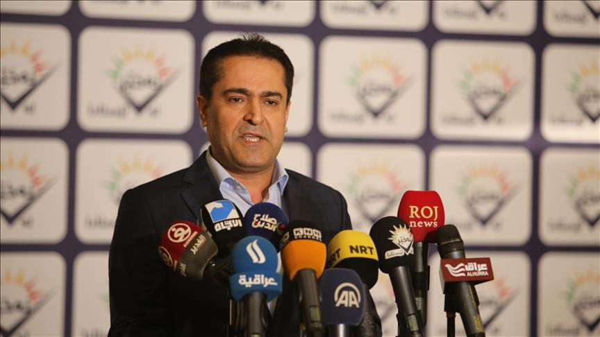 بالفيديو .. انشقاق كردي - كردي واعتداء على نائب في برلمان الاقليم