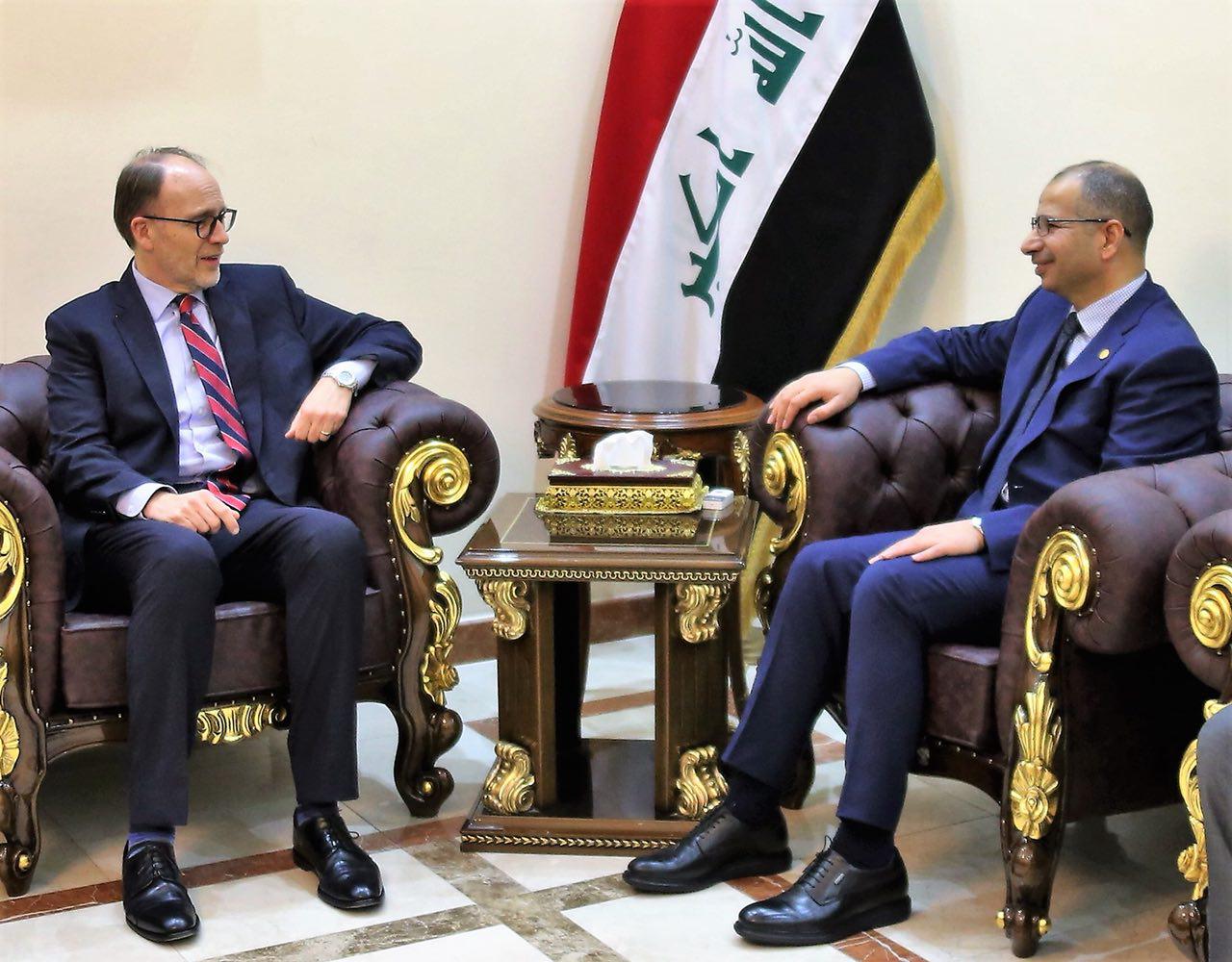 رئيس البرلمان والسفير الأميركي يبحثان "النتائج الإيجابية" لإجراءات بسط السلطة الاتحادية في المناطق المتنازع عليها