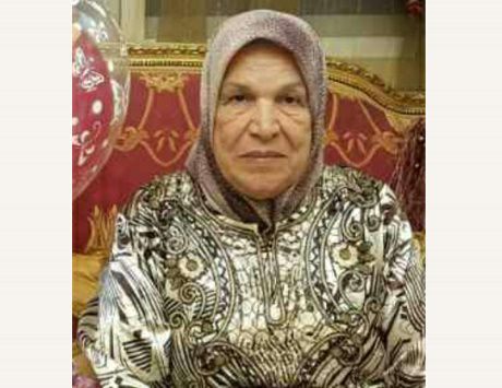 فلسطينية سبعينية لديها (14)حفيداً تناقش الدكتوراة