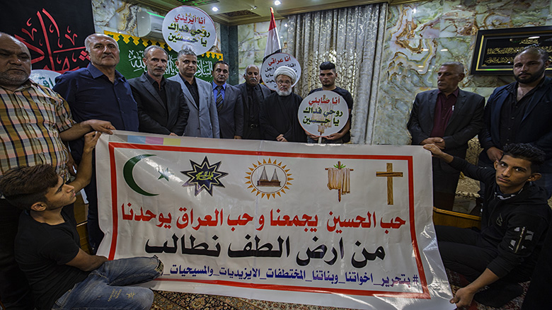 بالصور:ممثل السيستاني يلتقي بوفد من الايزيديين وباقي الاقليات الدينية ويستمع الى معاناتهم