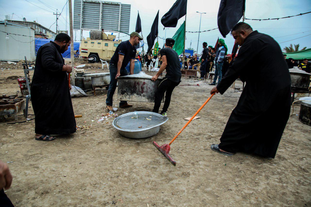 مواكب وزوار ينظمون حملات تنظيف يومية امتثالا لوصايا المرجعية