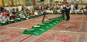 كربلاء:أمسية قرآنيةً في الصحن الحُسيني الشريف(مصور)