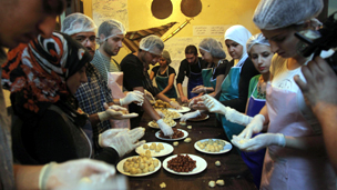 فتوى تسمح للدمشقيين بأكل الكلاب والقطط والحمير