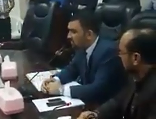 شاهد بالفيديو :16 عضو من مجلس كربلاء يقررون اقالة المحافظ الاسبوع القادم بغياب رئيس المجلس