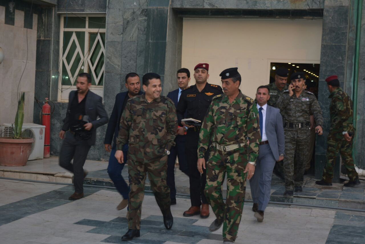 بالصور.. وزير الداخلية يصل كربلاء