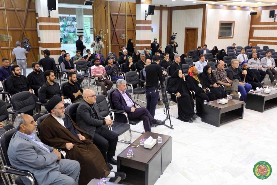 النجف الاشرف تحتضن ندوة علمية لباحثين اجانب يشاركون في مراسيم الاربعين