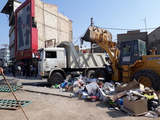 بلدية كربلاء وبلديات الأقضية والنواحي ترفع 79 ألف طن من النفايات خلال زيارة الاربعين