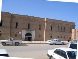 حيوانات غريبة تهاجم قرية في الرميثة وتفتك بالناس والحيوانات .