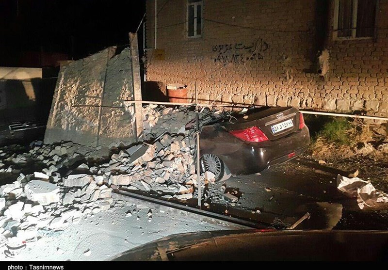 مقتل واصابة 230 شخصاً جراء الزلزال في ايران