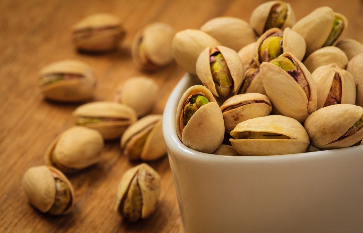 نصيحة طبية: هذا ما تفعله المكسرات بقلبك