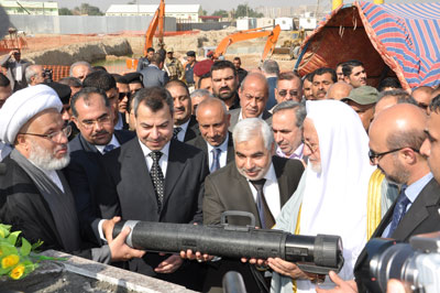 رئيس ديوان الوقف الشيعي يضع حجر الاساس لمستشفى متخصص لامراض القلب تابعة للعتبة الحسينية(مصور)