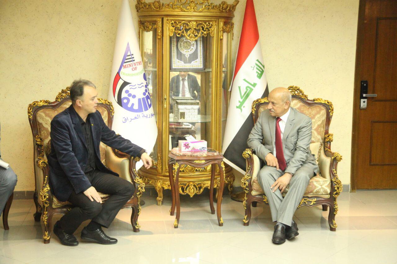 النقل تعلن قرب إفتتاح خط طيران جوي بين بغداد وكييف