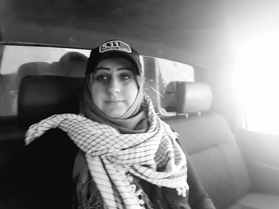 "الشهيدة رنا العجيلي" تداوي المقاتلين الجرحى في الحضر