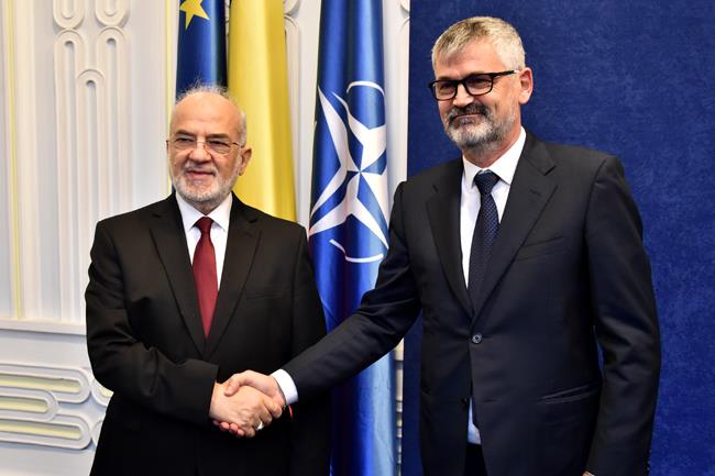 رومانيا ترسل 50 ضابطاً الى العراق وتعلن استعدادها لاستقبال الجرحى للعلاج