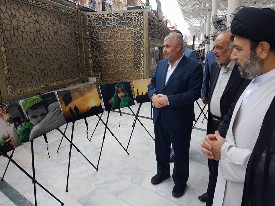 بالصور: العتبتان المقدستان الحسينية والعباسية تفتتحان معرضا فنيا في النجف