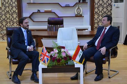 نائب السفير البريطاني ببغداد يلتقي بمحافظ كربلاء ويبدي رغبة بلاده استثمار مشروع مطار الامام الحسين الدولي