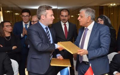 العراق وفرنسا يوقعان على محضر اجتماع اللجنة العراقية - الفرنسية