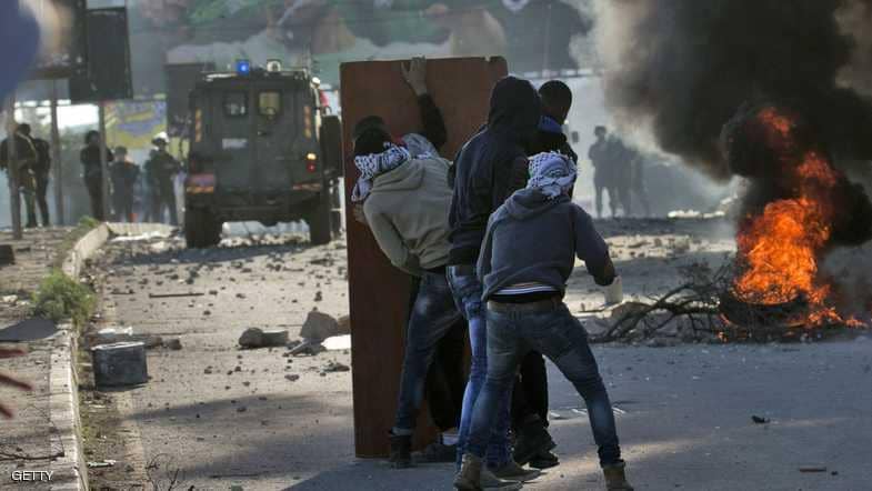 قتيلان فلسطينيان ومئات المصابين في "جمعة الغضب"