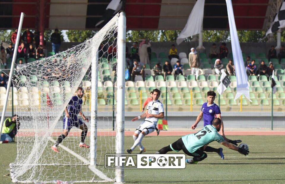 النوارس تحلق بصدار الدوري بعد فوز ساحق على البحري