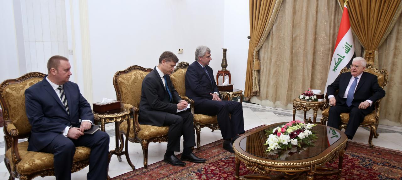 معصوم للسفير الروسي: نعمل للإسراع بالحوار بين بغداد وأربيل للانتهاء من الأزمة (فيديو)