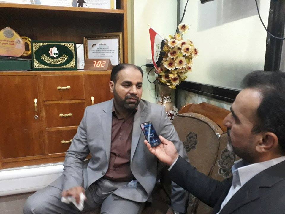 اختصاصي في أمراض المفاصل: تمارين بسيطة في بيئة العمل تقي من يمارسها سوفان الفقرات وآلام وأمراض الرقبة