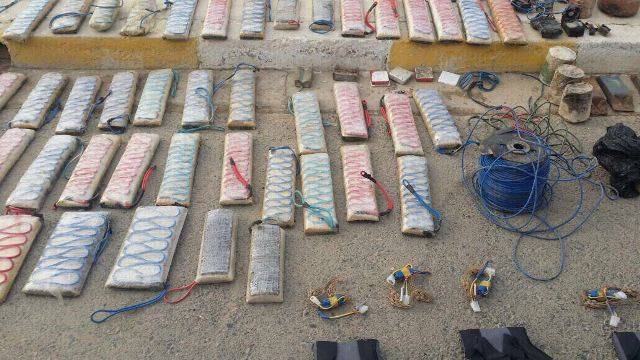 بالصورة.. ضبط مضافة تضم 70 حزاما ناسفا و45 عبوة شمال غربي جزيرة تكريت