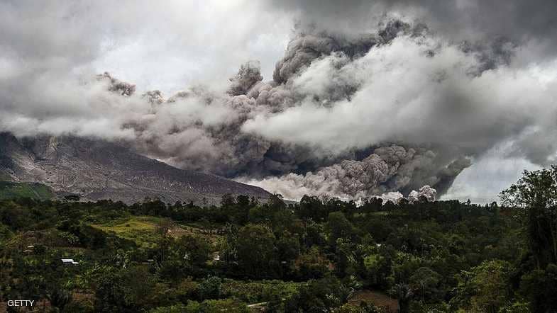 أقوى ثوران بركاني بسومطرة هذا العام