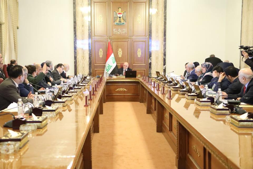 الحكومة تقرر تأجيل استيفاء الرسوم الجمركية للسلع المستوردة باسم الوزارات