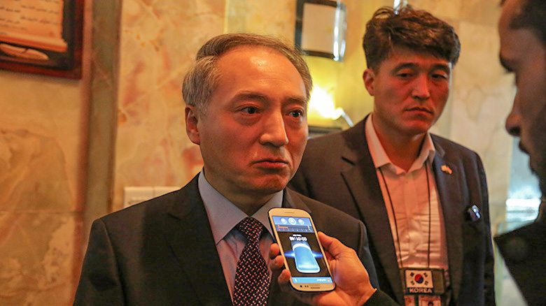 السفير الكوري الجنوبي يزور كربلاء ويتحدث عن فتوى السيستاني ودورها في محاربة الارهاب