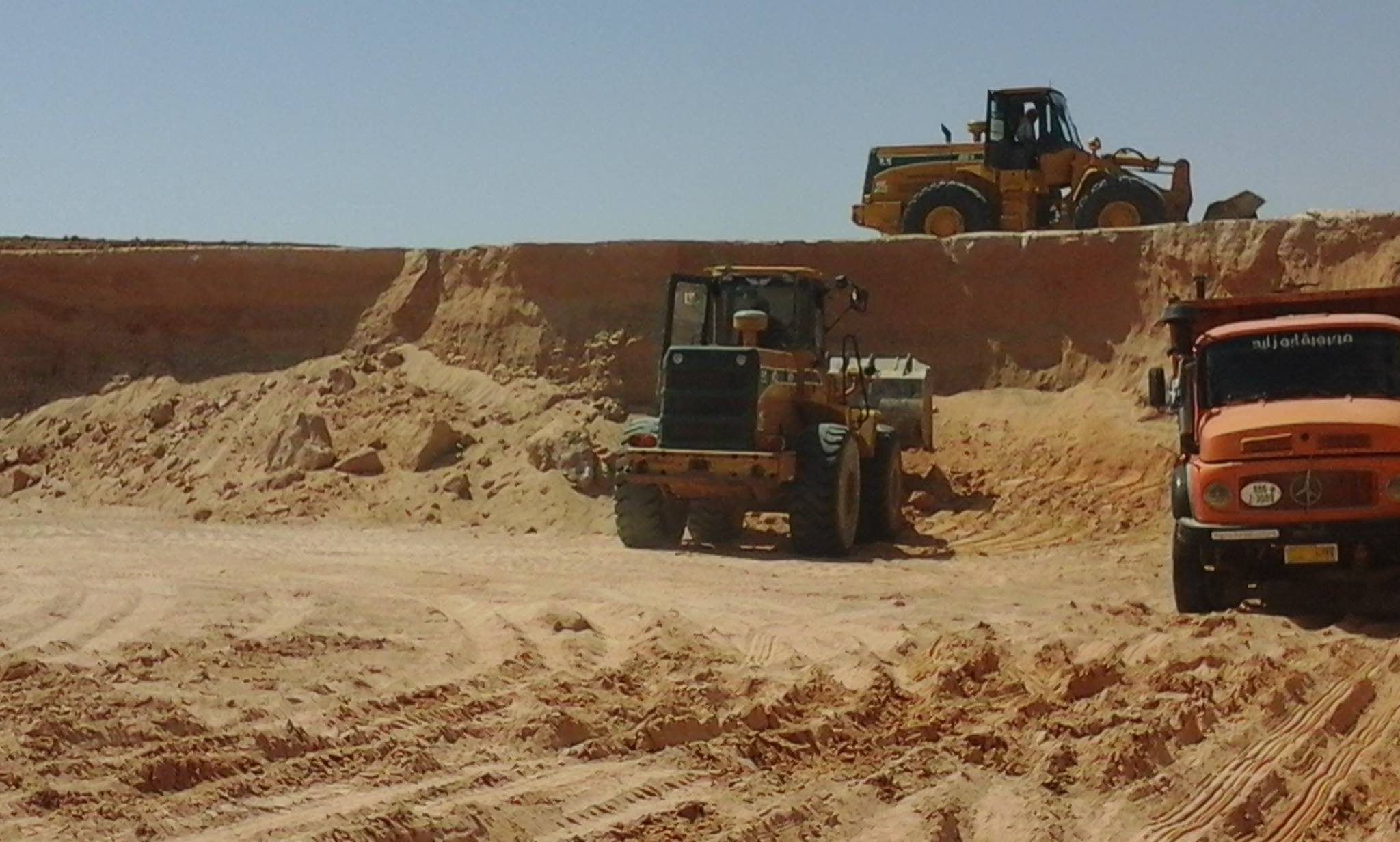 الرمل الصناعي في كربلاء يستثمر سياحيا!!