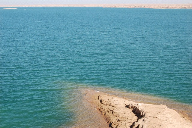 بالصور.. ماتبقى من بحيرة حمرين