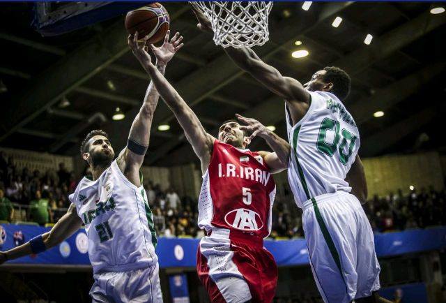 وطني السلة يخسر أمام نظيره الايراني في تصفيات المونديال