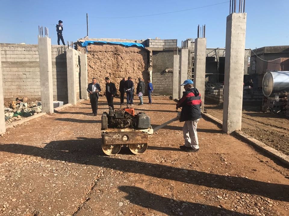 وزارة الأعمار والبلديات تواصل العمل في إعادة أعمار حسينية بمحافظة كركوك