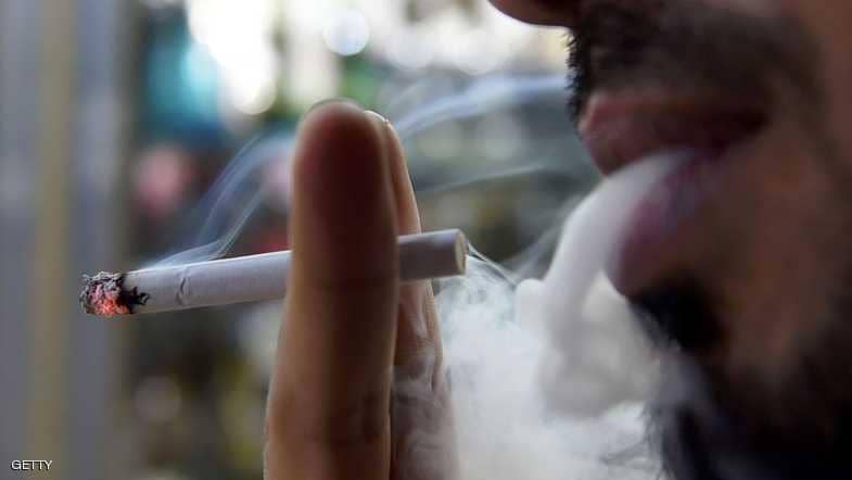التدخين يزيد من خطر فقدان السمع